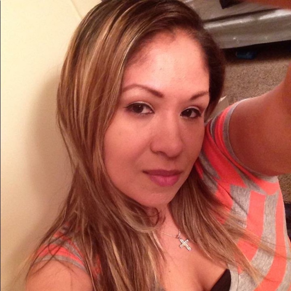 Meet your Posher, Cecilia